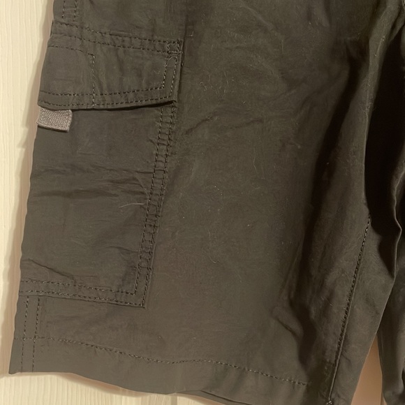 Urban pipeline cargo shorts in black size kids medium 10-12 - Picture 5 of 10